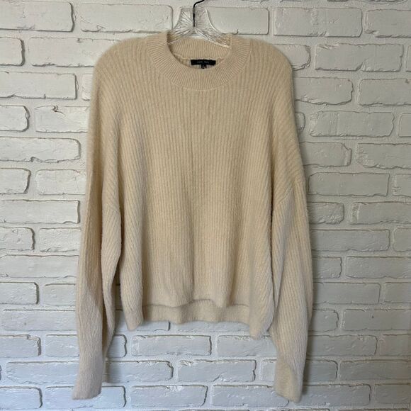 Love Tree Cream Oversized Soft Fuzzy Pullover‎ Sweater Size Large - Picture 1 of 7